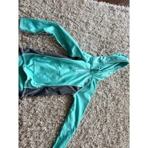 The north face girls pullover